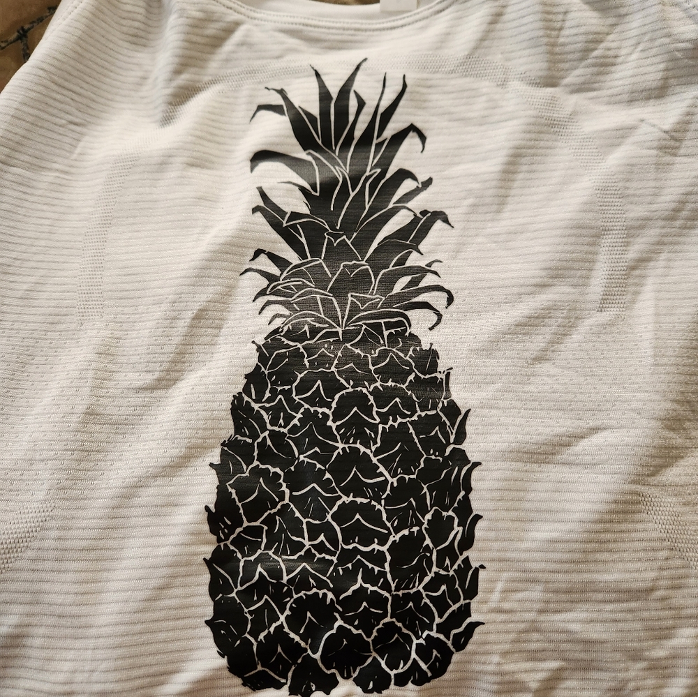 Lululemon Pineapple Hawaii Racerback Tank - Picture 3 of 6